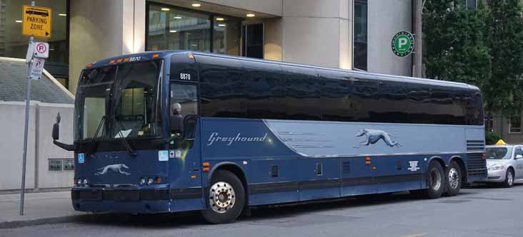 Greyhound Canada Prevost X3-45 8870